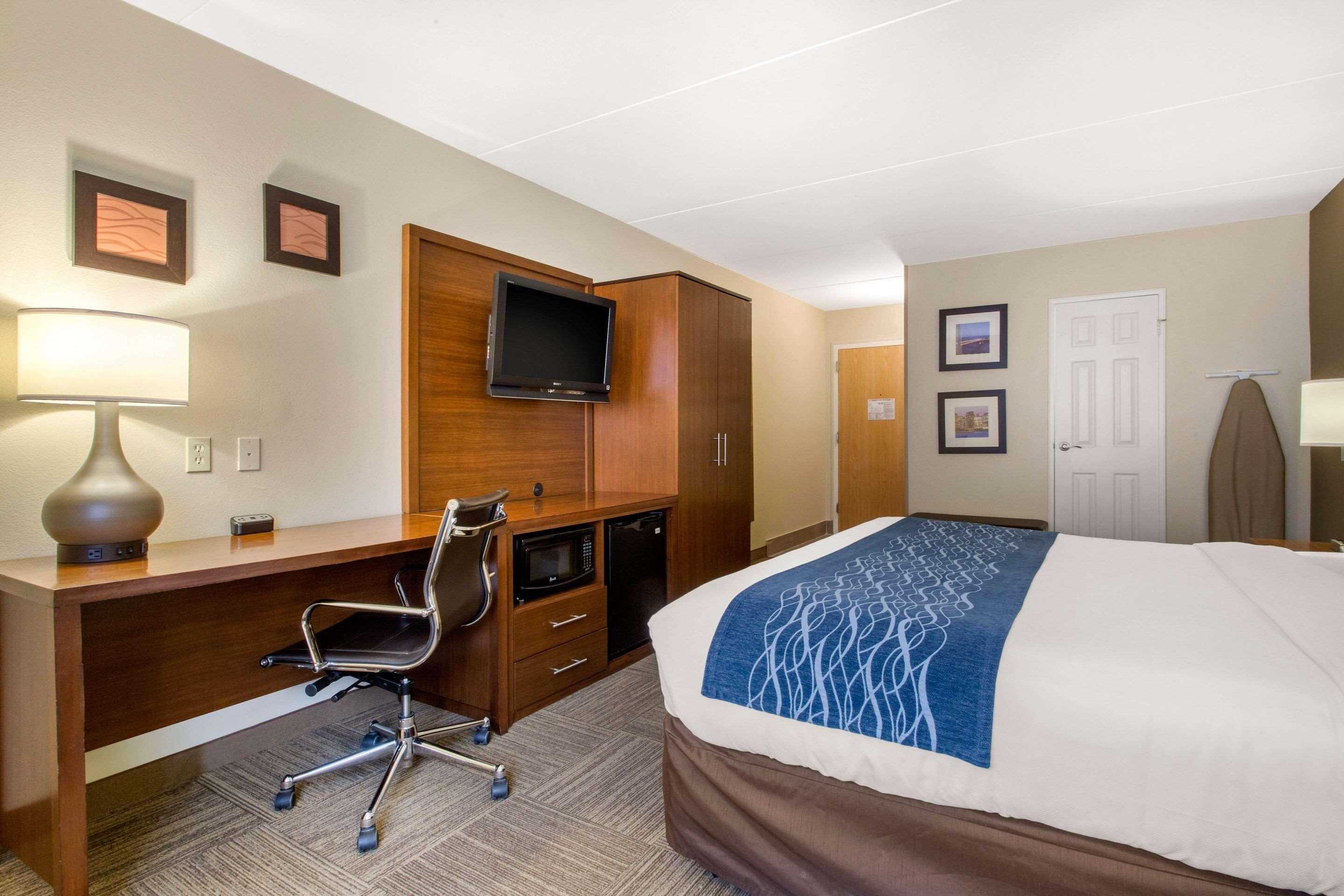 Comfort Inn Edgewater On Hudson River מראה חיצוני תמונה