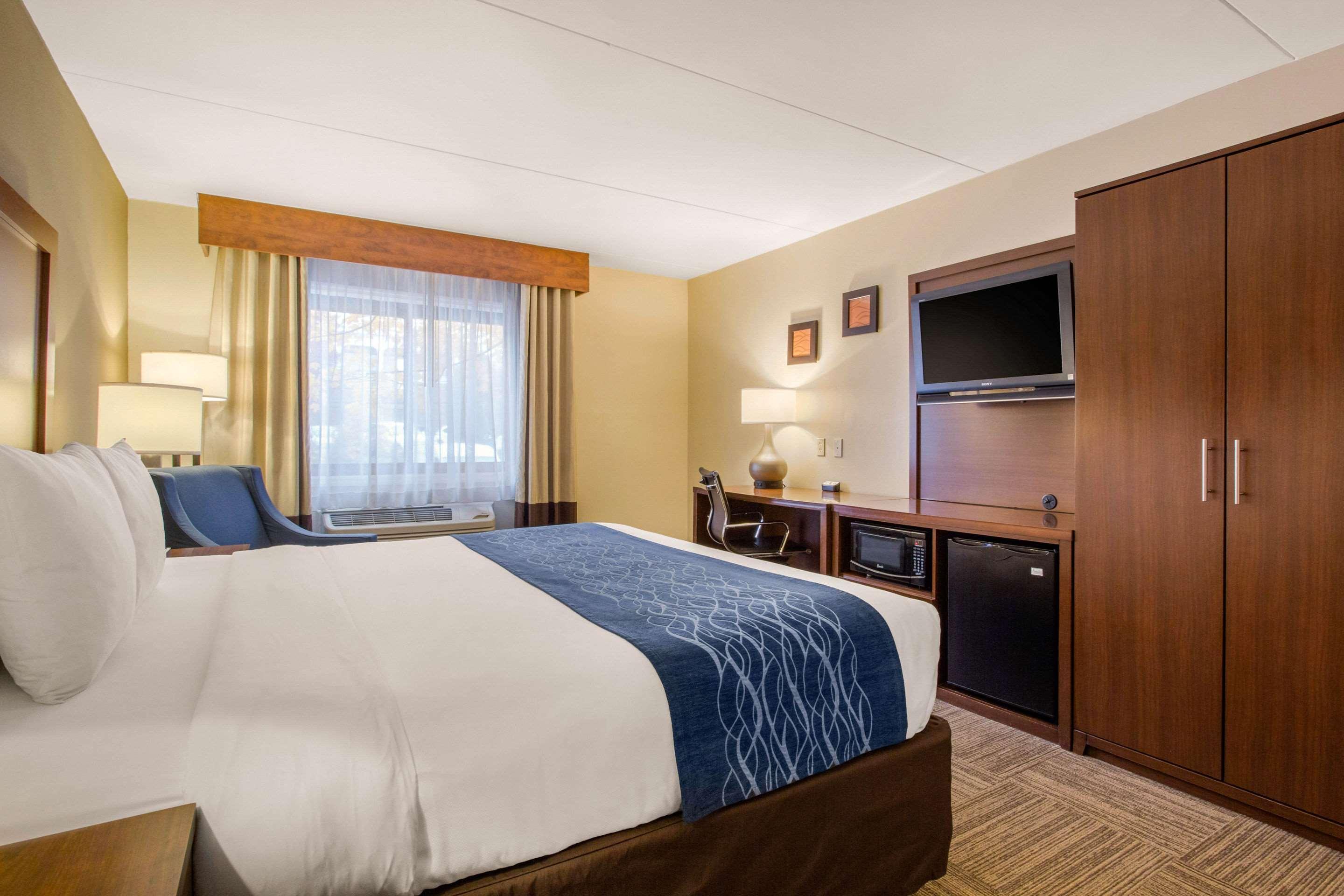 Comfort Inn Edgewater On Hudson River מראה חיצוני תמונה