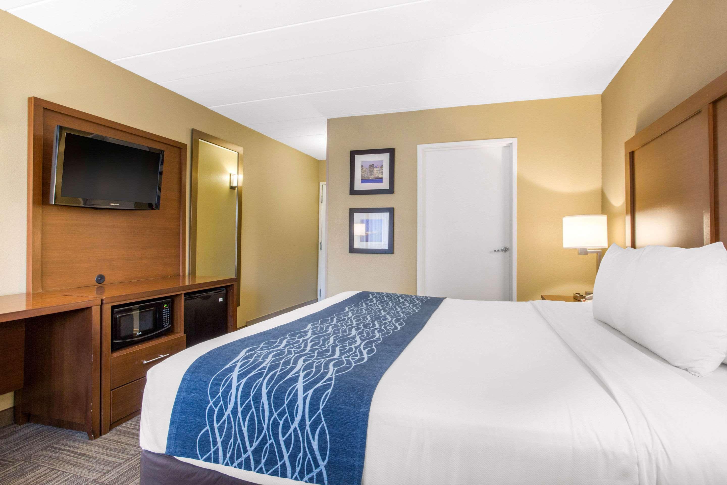 Comfort Inn Edgewater On Hudson River מראה חיצוני תמונה
