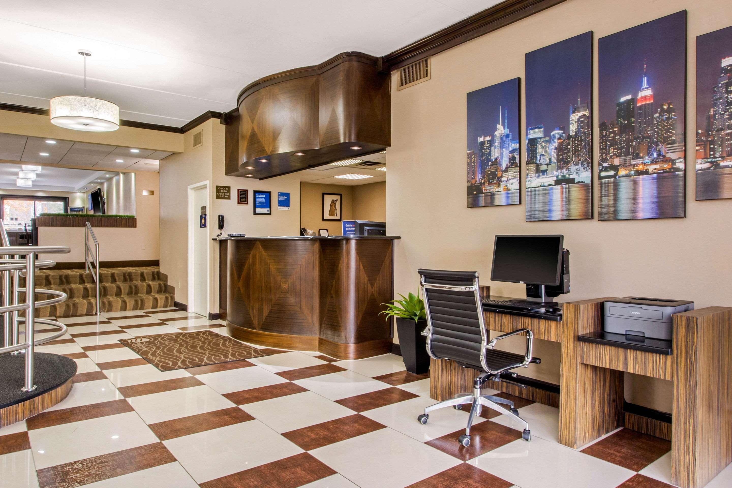 Comfort Inn Edgewater On Hudson River מראה חיצוני תמונה