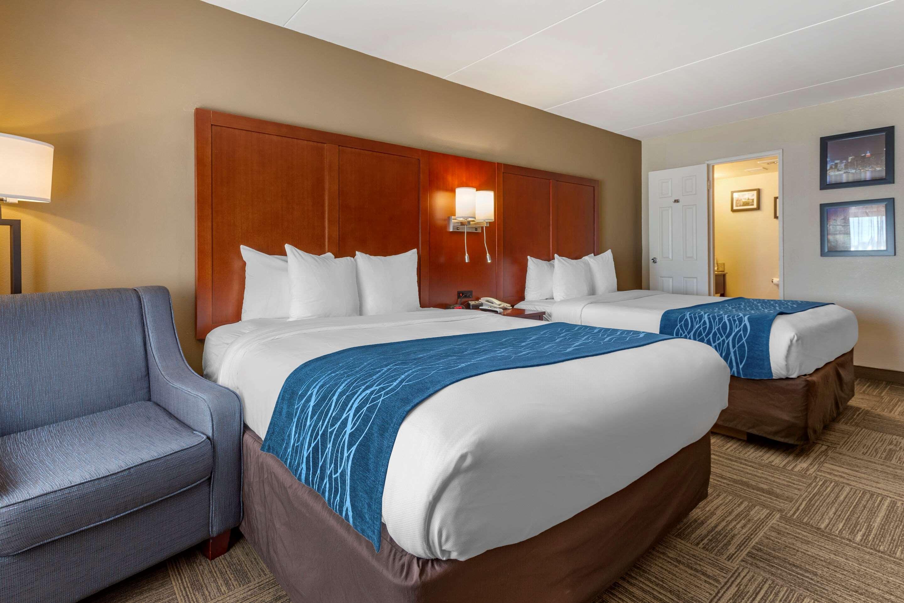 Comfort Inn Edgewater On Hudson River מראה חיצוני תמונה