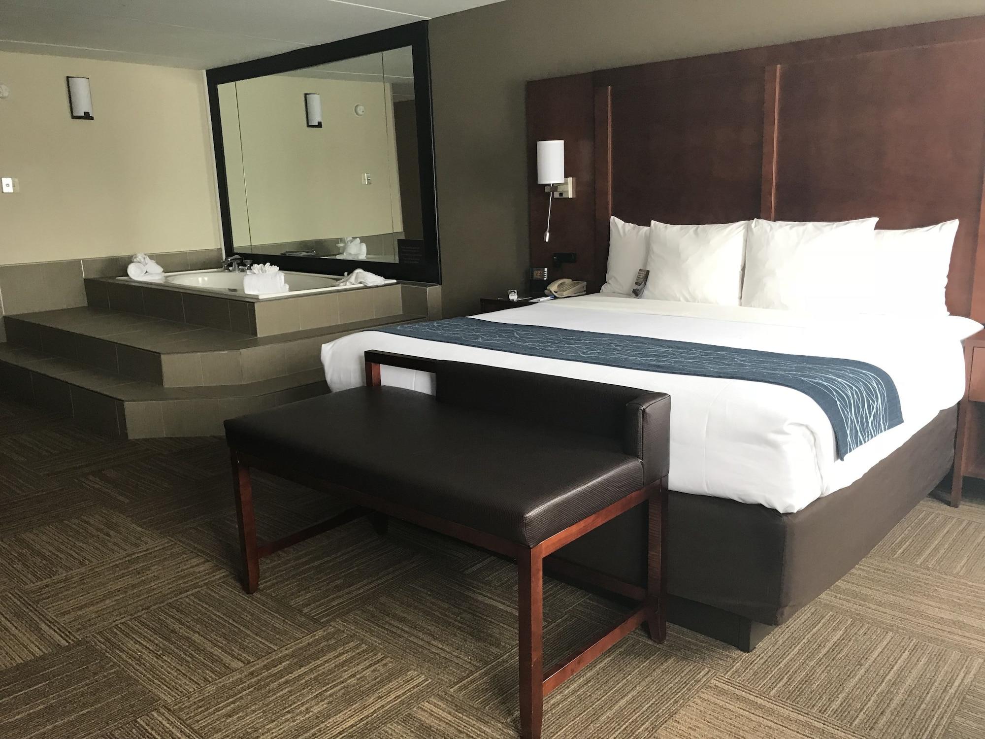 Comfort Inn Edgewater On Hudson River מראה חיצוני תמונה
