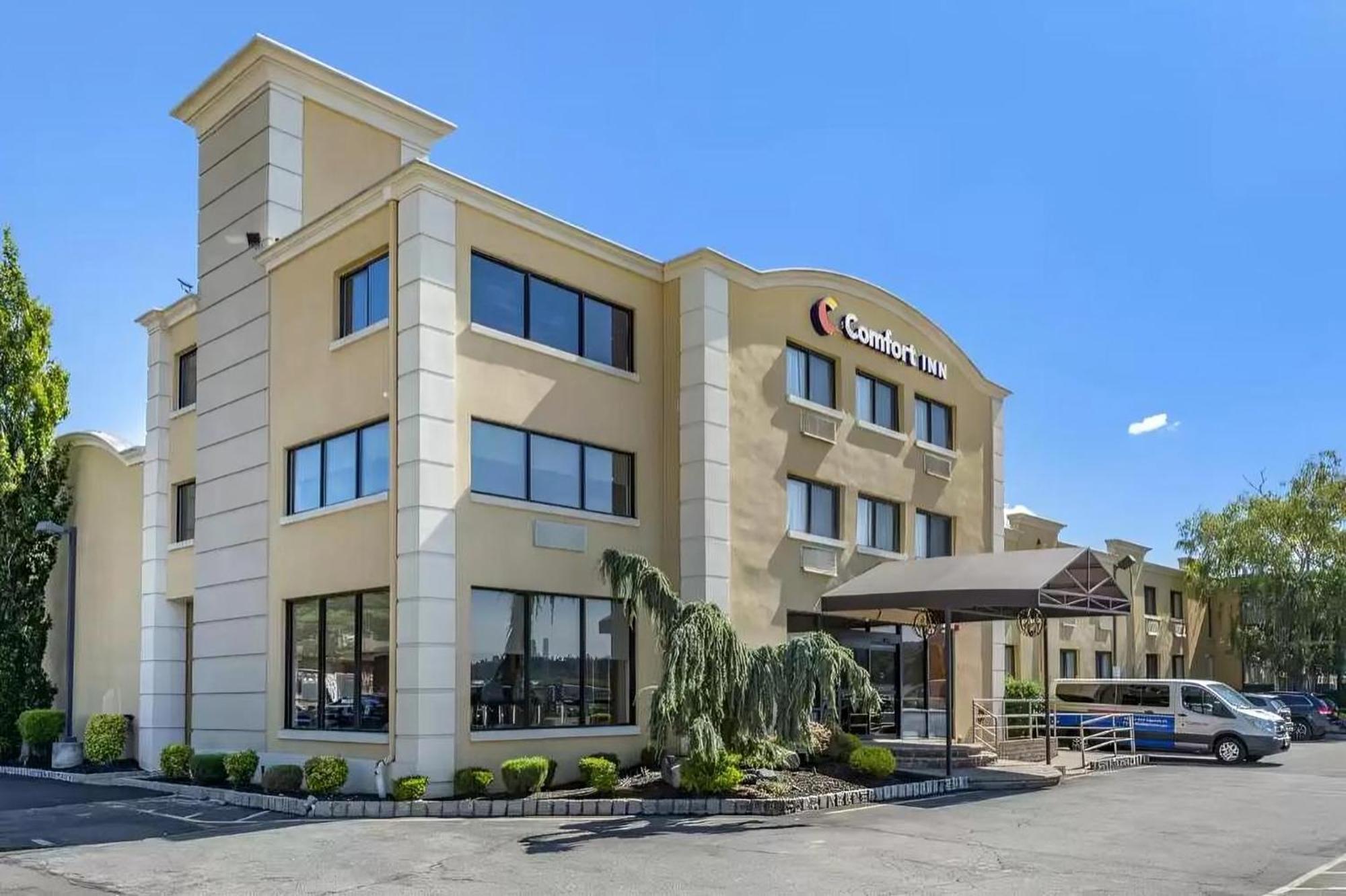 Comfort Inn Edgewater On Hudson River מראה חיצוני תמונה