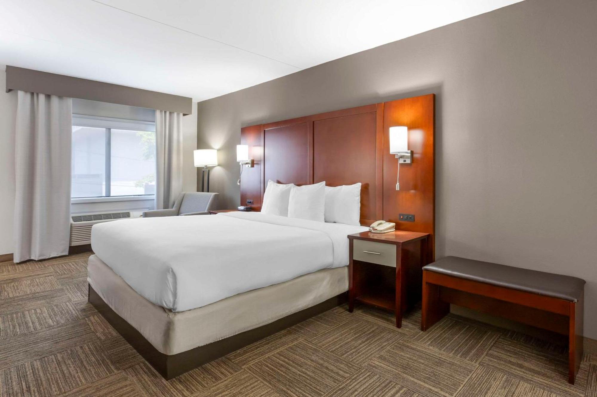 Comfort Inn Edgewater On Hudson River מראה חיצוני תמונה