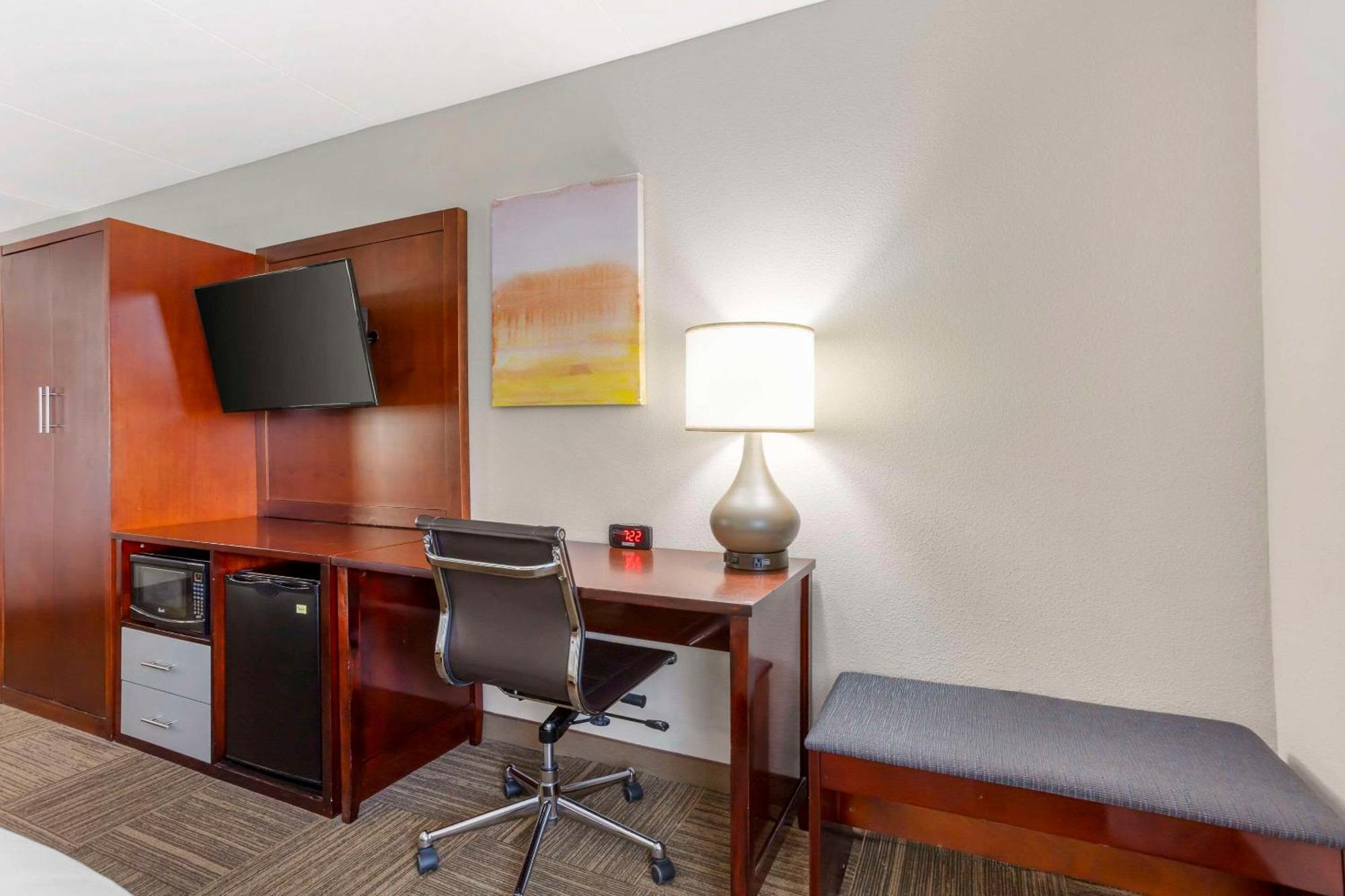 Comfort Inn Edgewater On Hudson River מראה חיצוני תמונה