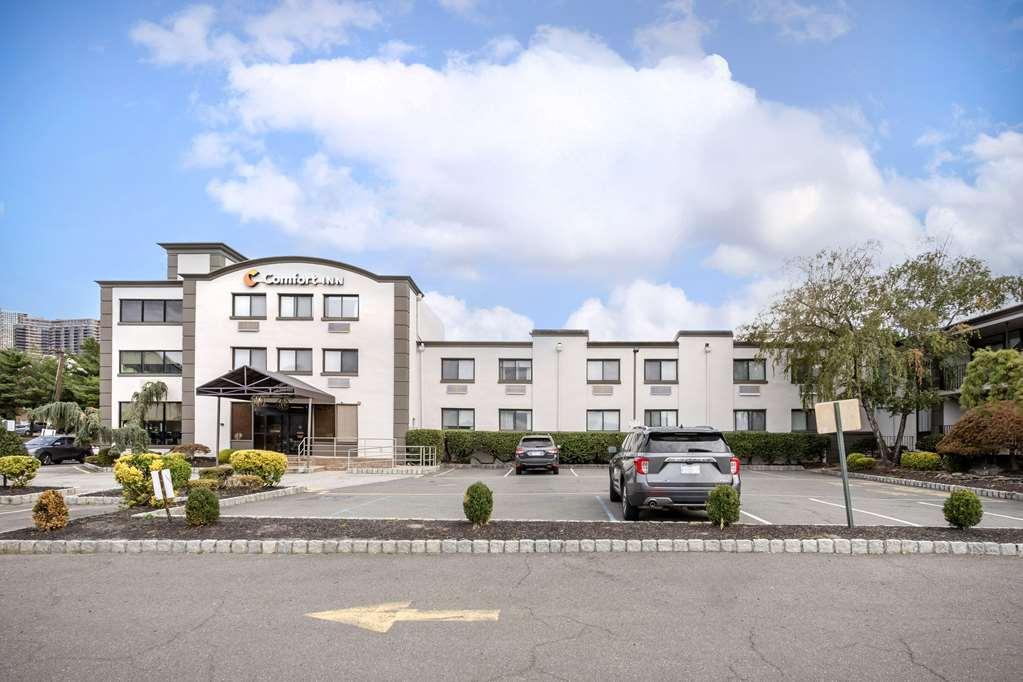 Comfort Inn Edgewater On Hudson River מראה חיצוני תמונה