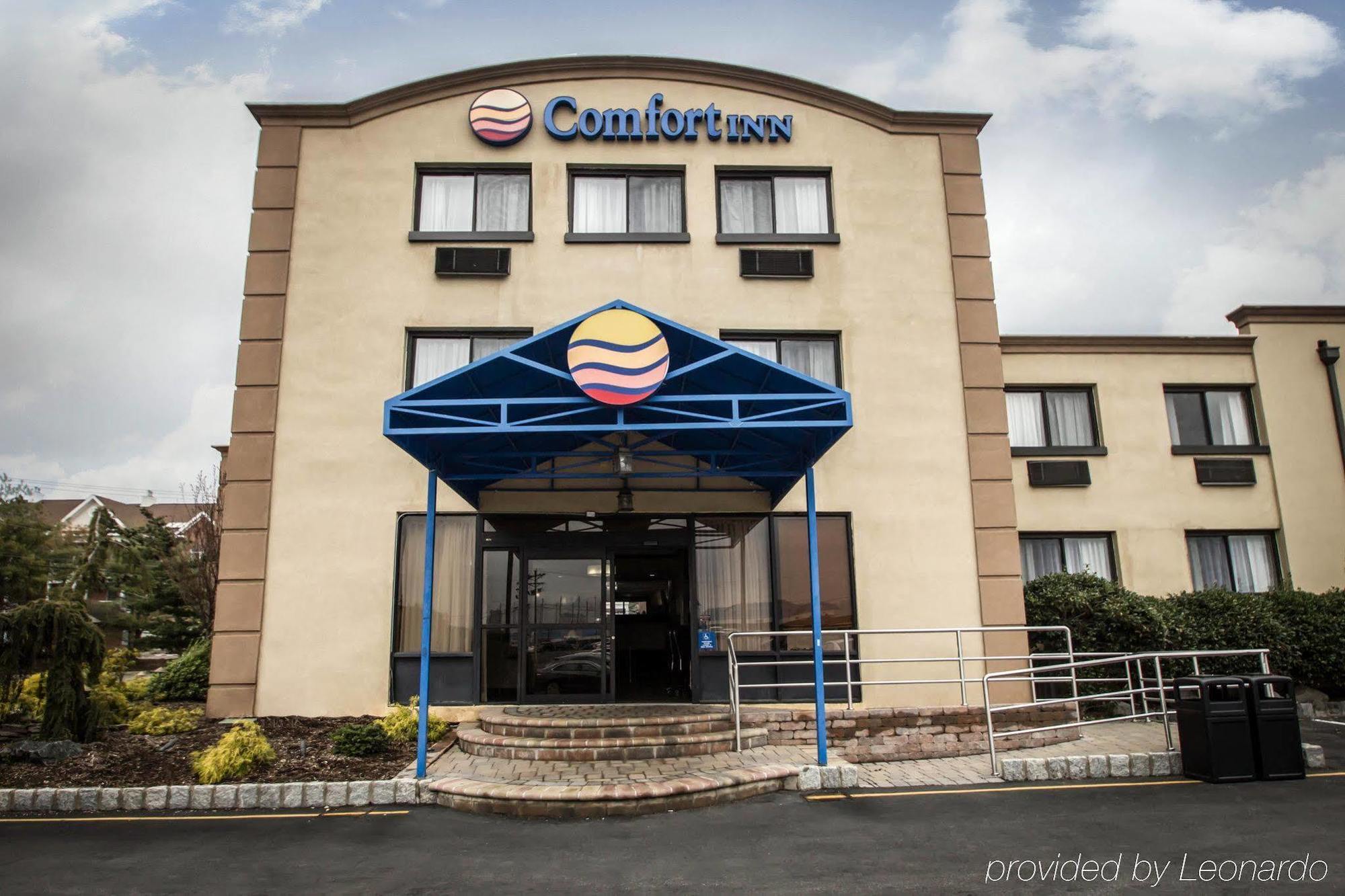 Comfort Inn Edgewater On Hudson River מראה חיצוני תמונה
